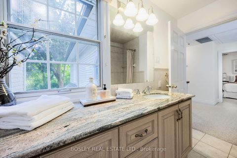 Photo 28 at 112 Brentcliffe Road, Leaside, Toronto