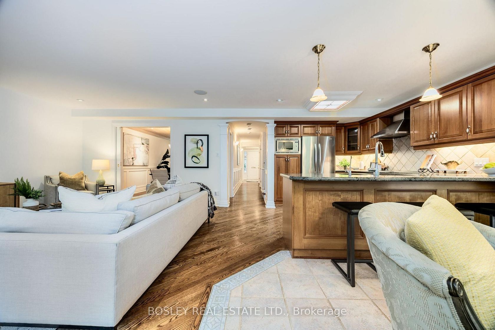 Photo 11 at 112 Brentcliffe Road, Leaside, Toronto Photo 11 at 112 Brentcliffe Road, Leaside, Toronto