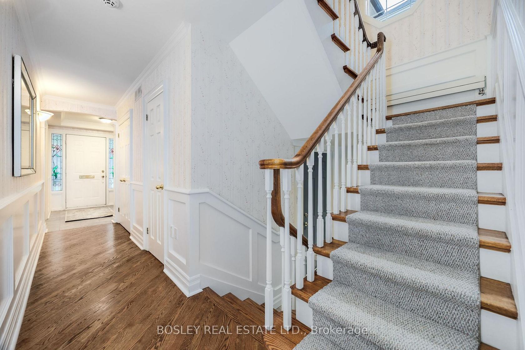 Photo 14 at 112 Brentcliffe Road, Leaside, Toronto Photo 14 at 112 Brentcliffe Road, Leaside, Toronto