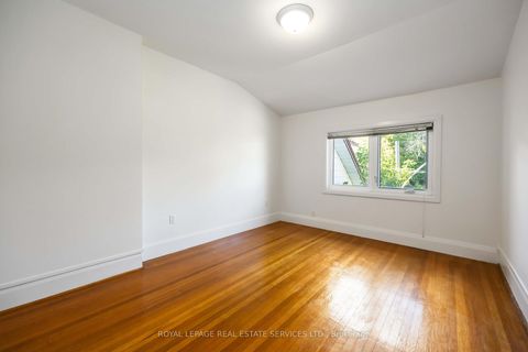 Photo 17 at 43 Mount Royal Avenue, Wychwood, Toronto