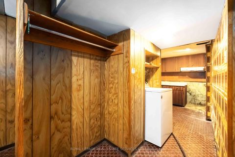 Photo 24 at 43 Mount Royal Avenue, Wychwood, Toronto