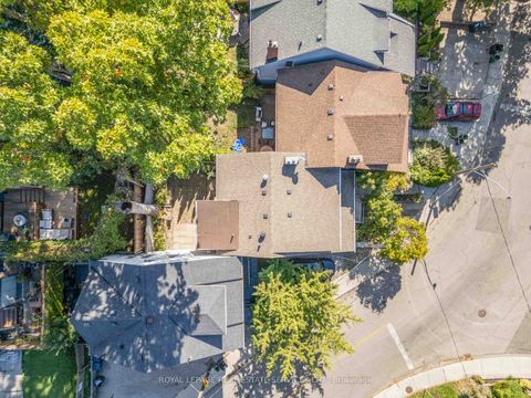 Photo 29 at 43 Mount Royal Avenue, Wychwood, Toronto