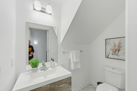 Photo 34 at 20 - 140 Long Branch Avenue, Long Branch, Toronto