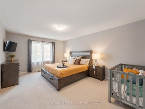 Photo 12 at 362 William Dunn Crescent, Summerhill Estates, Newmarket