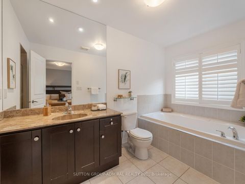 Photo 13 at 362 William Dunn Crescent, Summerhill Estates, Newmarket