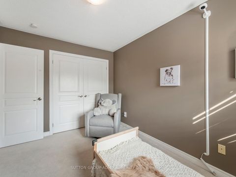 Photo 16 at 362 William Dunn Crescent, Summerhill Estates, Newmarket