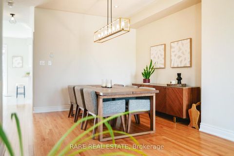 Photo 13 at 35 - 10 Porter Avenue W, West Woodbridge, Vaughan