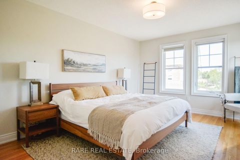 Photo 18 at 35 - 10 Porter Avenue W, West Woodbridge, Vaughan