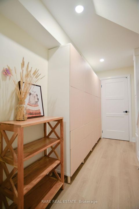 Photo 33 at 35 - 10 Porter Avenue W, West Woodbridge, Vaughan