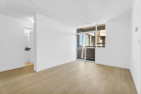 Photo 7 at 501 - 555 Wilson Heights Boulevard, Clanton Park, Toronto