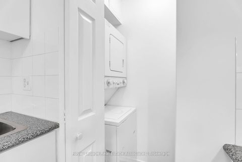 Photo 15 at 501 - 555 Wilson Heights Boulevard, Clanton Park, Toronto
