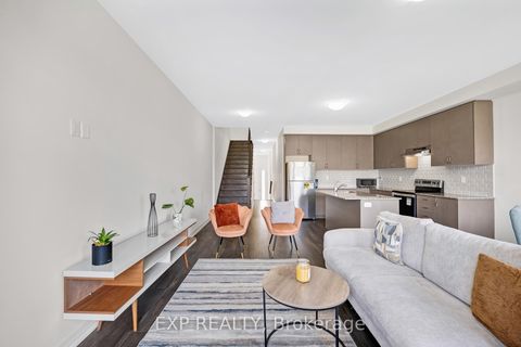 Photo 16 at 122 Turnberry Lane, Painswick South, Barrie