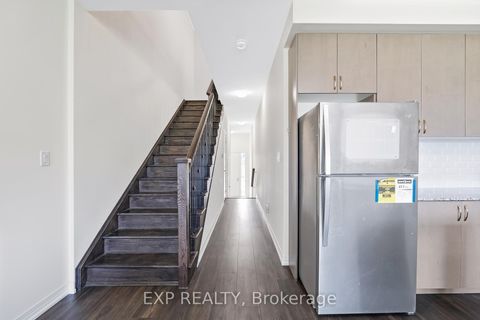 Photo 20 at 122 Turnberry Lane, Painswick South, Barrie