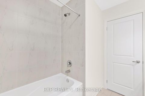 Photo 32 at 122 Turnberry Lane, Painswick South, Barrie