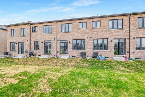 Photo 37 at 122 Turnberry Lane, Painswick South, Barrie