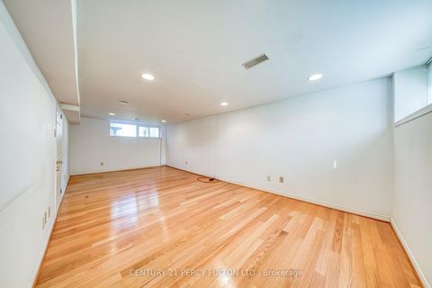 Photo 21 at 73 Berkinshaw Crescent, Don Mills, Toronto