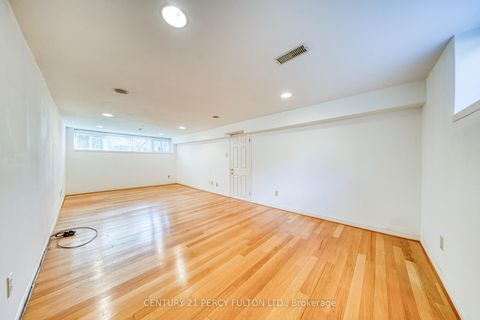 Photo 23 at 73 Berkinshaw Crescent, Don Mills, Toronto