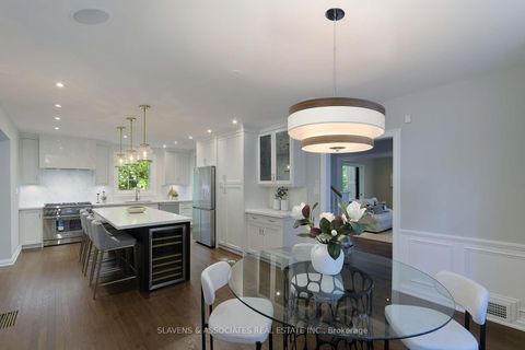 Photo 7 at 21 Wembley Road, Forest Hill North, Toronto Photo 7 at 21 Wembley Road, Forest Hill North, Toronto