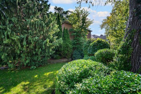 Photo 33 at 21 Wembley Road, Forest Hill North, Toronto