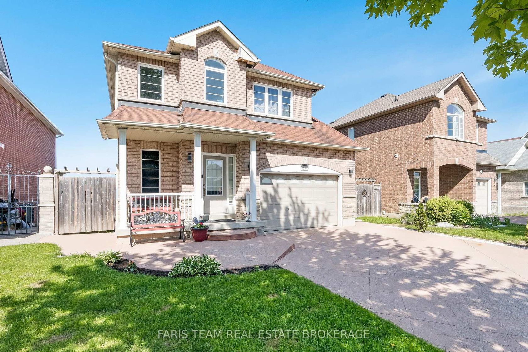1244 Mary-Lou Street, Alcona, Innisfil photo number 2