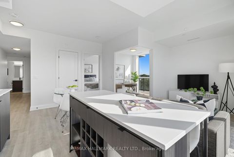 Photo 7 at 513 - 2369 Danforth Avenue, Danforth, Toronto