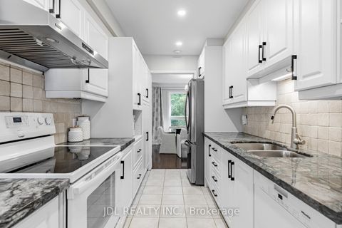 Photo 9 at 217 - 29 Scenic Mill Way, Windfields, Toronto