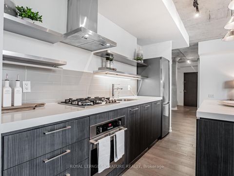 Photo 4 at 418 - 560 King Street W, Waterfront Communities C1, Toronto