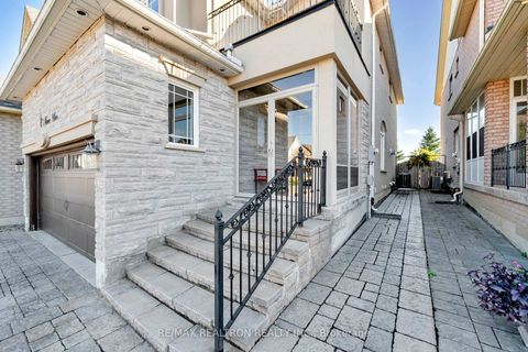 Photo 5 at 11 Cameo Drive, Rouge Woods, Richmond Hill