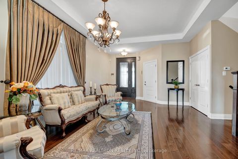 Photo 8 at 11 Cameo Drive, Rouge Woods, Richmond Hill