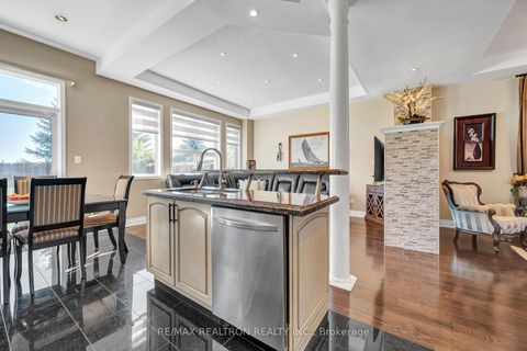 Photo 12 at 11 Cameo Drive, Rouge Woods, Richmond Hill