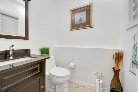 Photo 22 at 11 Cameo Drive, Rouge Woods, Richmond Hill