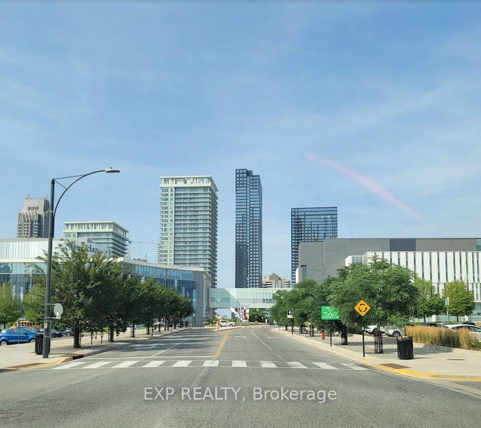 2203 - 395 Square One Drive, City Centre, Mississauga by Loree Meneguzzi Real Estate 2203 - 395 Square One Drive, City Centre, Mississauga