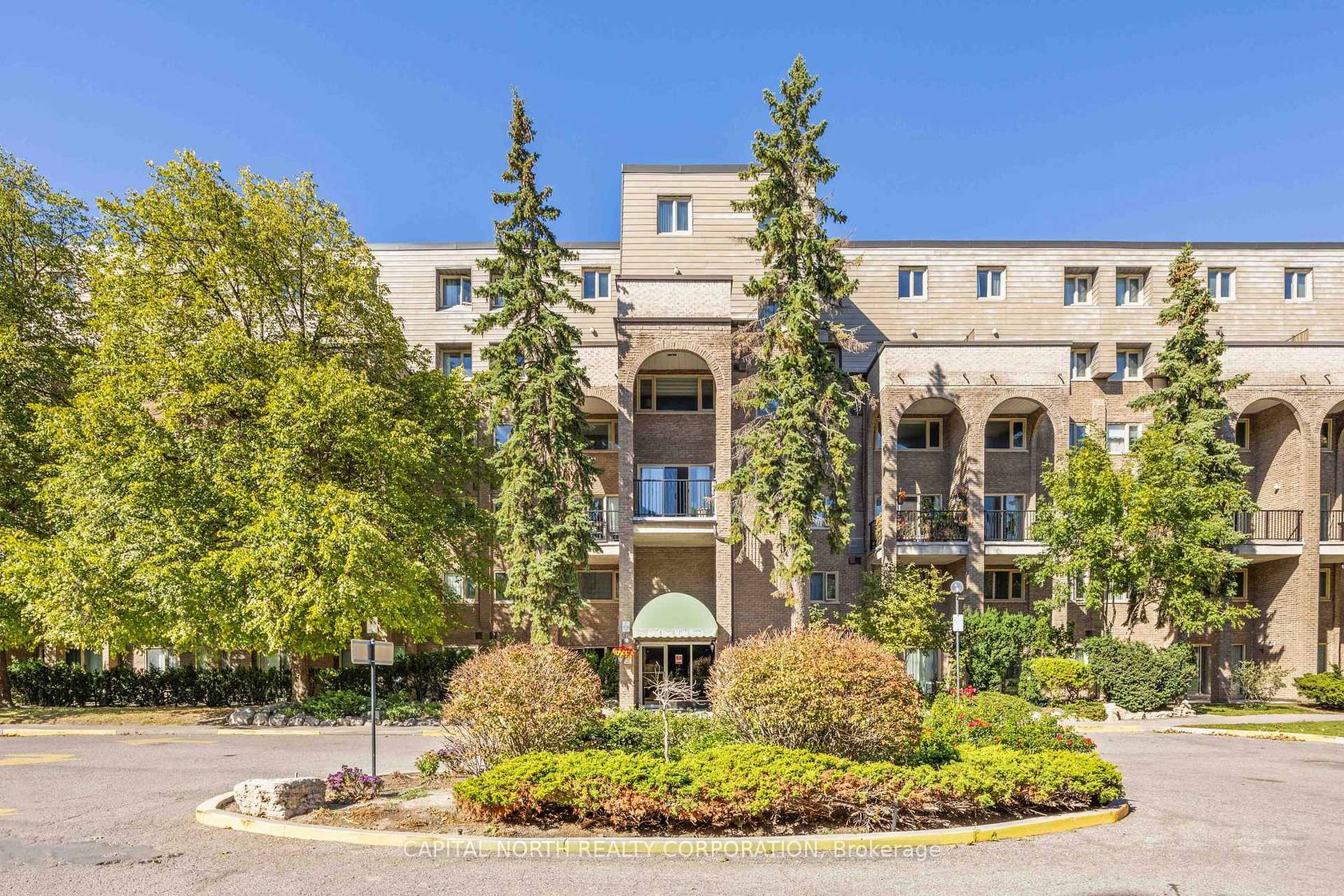 157 - 4005 Don Mills Road, Hillcrest Village, Toronto 
