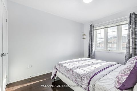 Photo 17 at 93 Revelstoke Crescent, Langstaff, Richmond Hill