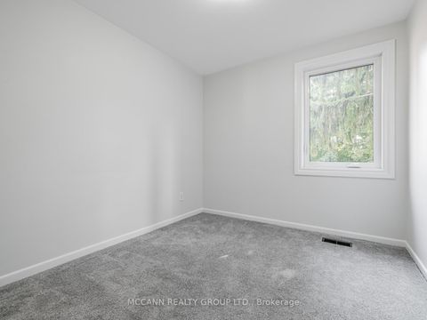 Photo 18 at 157 1/2 Roslin Avenue, Lawrence Park North, Toronto Photo 18 at 157 1/2 Roslin Avenue, Lawrence Park North, Toronto