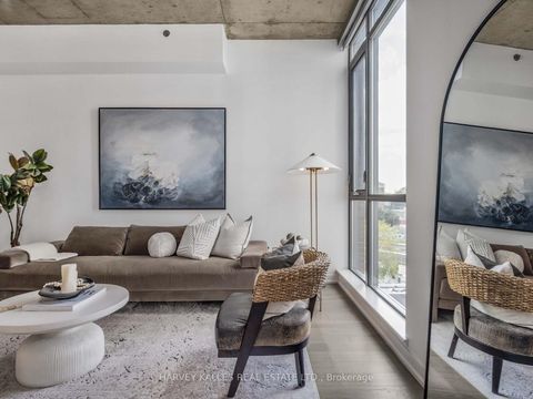 Photo 5 at 615 - 8 Gladstone Avenue, Little Portugal, Toronto Photo 5 at 615 - 8 Gladstone Avenue, Little Portugal, Toronto