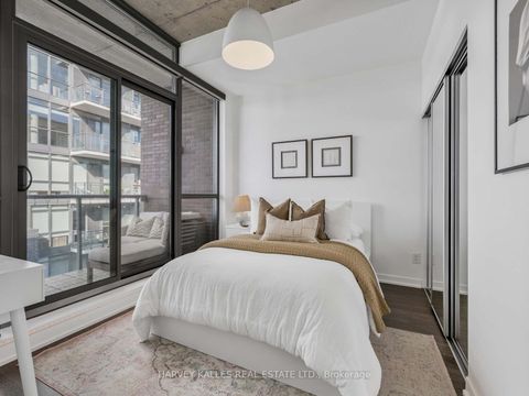 Photo 13 at 615 - 8 Gladstone Avenue, Little Portugal, Toronto