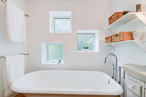 Photo 29 at 146 Ashdale Avenue, Coxwell, Toronto
