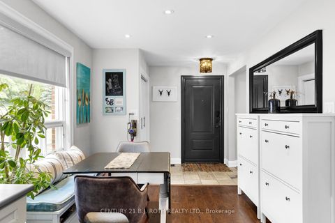 Photo 6 at 14 ST VINCENT Street, North Shore, Barrie