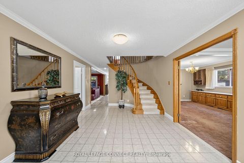 Photo 2 at 90 Golf Links Drive, Aurora Highlands, Aurora Photo 2 at 90 Golf Links Drive, Aurora Highlands, Aurora