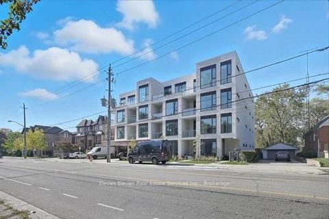 Photo 2 at 104 - 722 Marlee Avenue, Glen Park, Toronto