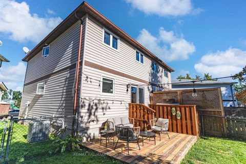Photo 10 at 51 Robin Court, Cundles East, Barrie