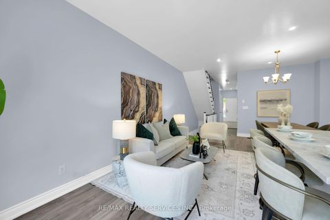 Photo 6 at 45 - 3059 Finch Avenue W, Humbermede, Toronto