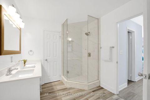 Photo 24 at 45 - 3059 Finch Avenue W, Humbermede, Toronto