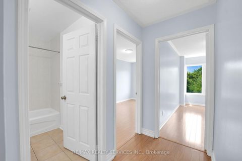 Photo 26 at 45 - 3059 Finch Avenue W, Humbermede, Toronto