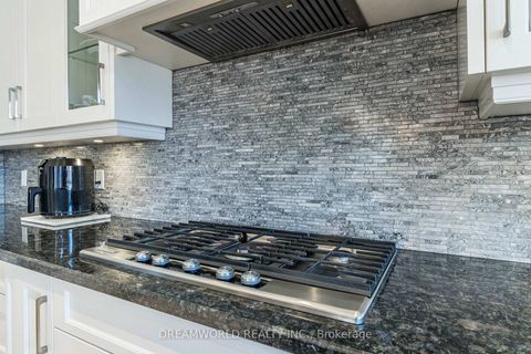 Photo 18 at 416 Rustic Road, Rustic, Toronto