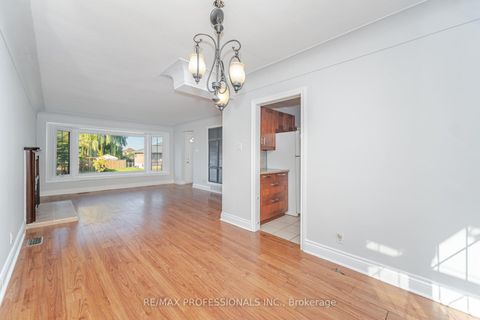 Photo 13 at 11 Jeanette Street, Cliffcrest, Toronto