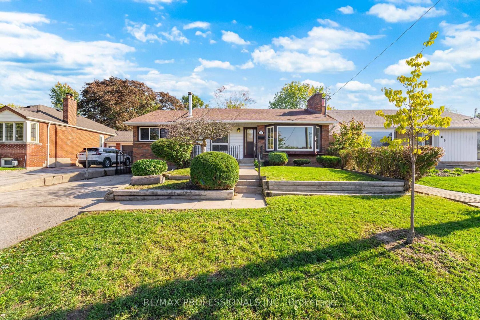 11 Jeanette Street, Cliffcrest, Toronto 
