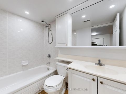 Photo 11 at 1607 - 388 Bloor Street E, Moore Park, Toronto