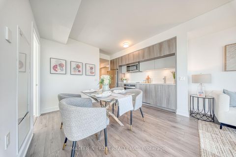 Photo 10 at 3218 - 585 Bloor Street E, North St. James Town, Toronto